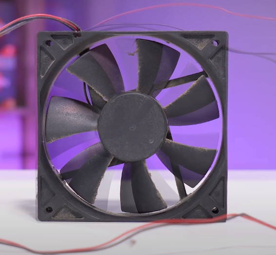 After how to clean a pc fan